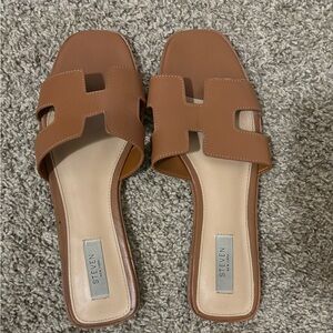 Steven Madden Size 11 sandals